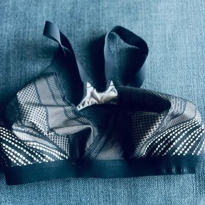 Reposh lululemon 34D